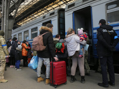 Кількість внутрішньо переміщених осіб (ВПО) в Україні перевищила 8 млн людей: звідки й куди їхали найбільше