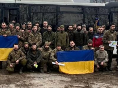 Під Новий рік з ворожого полону звільнили ще 140 Захисників та Захисниць України