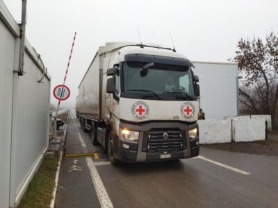 За сприяння Міжнародного комітету Червоного Хреста на тимчасово окуповану частину Донеччини і Луганщини доставлено понад 32 тонни гуманітарного вантажу