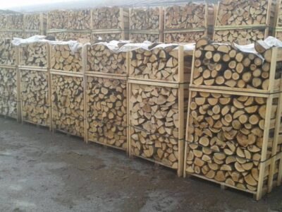 Мешканці особливо небезпечних територій можуть безоплатно отримати дрова – рішення Уряду