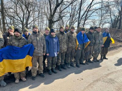 Ще один великий обмін: з ворожого полону звільнили 130 захисників і захисниць України