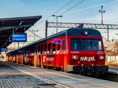 Повернутися додому стане простіше: польська залізниця запустить додаткові рейси до України