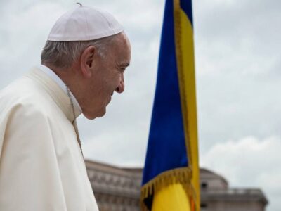 Папа Римський готовий допомагати у поверненні вивезених росією українських дітей