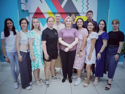Vice Prime Minister Iryna Vereshchuk visits center for IDP youth in Zaporizhzhia